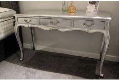 Chic - Dressing Table - Clearance - FURTHER REDUCED!