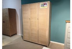 Lucia - Triple Wardrobe - Clearance - FURTHER REDUCED!
